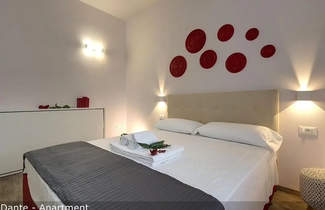 Dante & Virgilio Apartments By Mamo Florence-1
